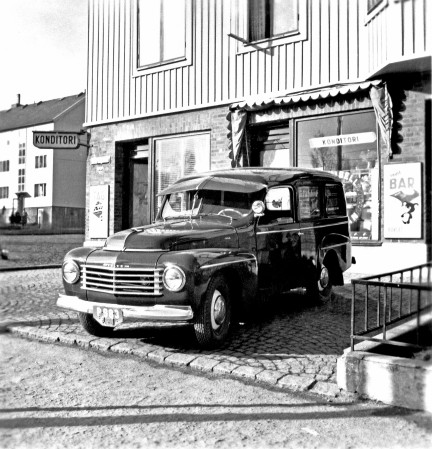 De Volvo 445 als bestelauto De Volvo 445 als bestelauto