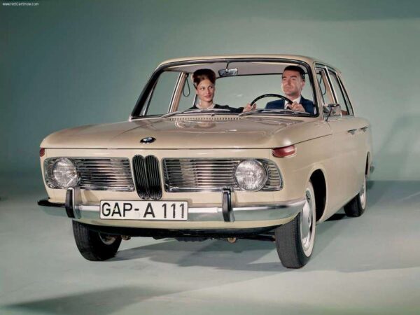 Persfoto van BMW’s nieuweling, de 1500